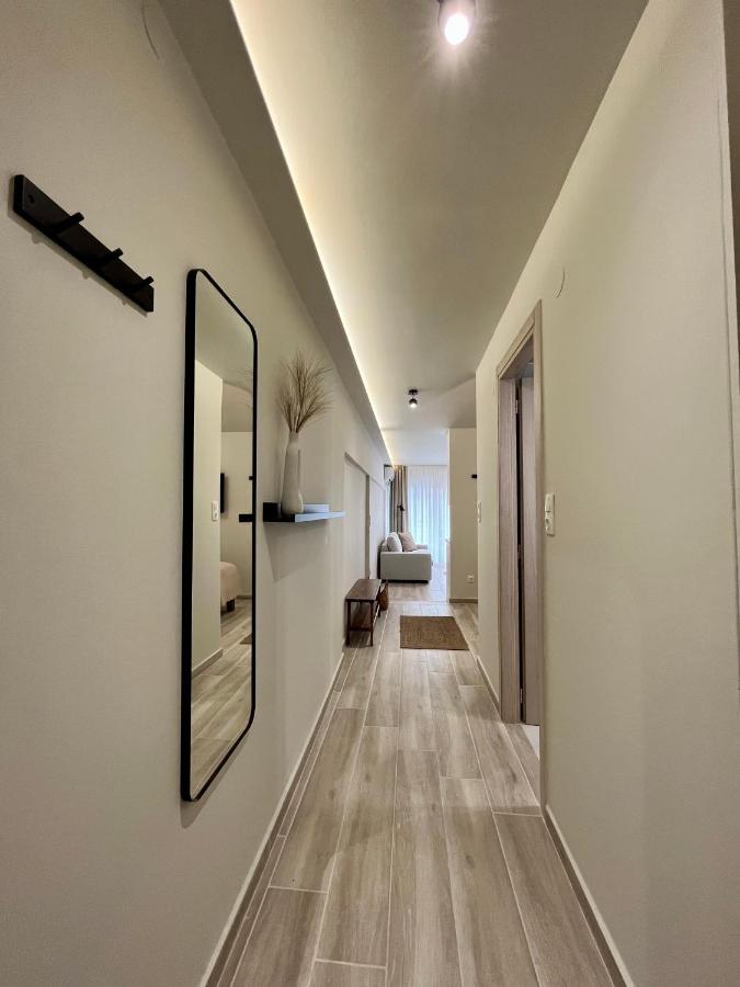 Portrait Apartment Thessaloniki Exterior photo