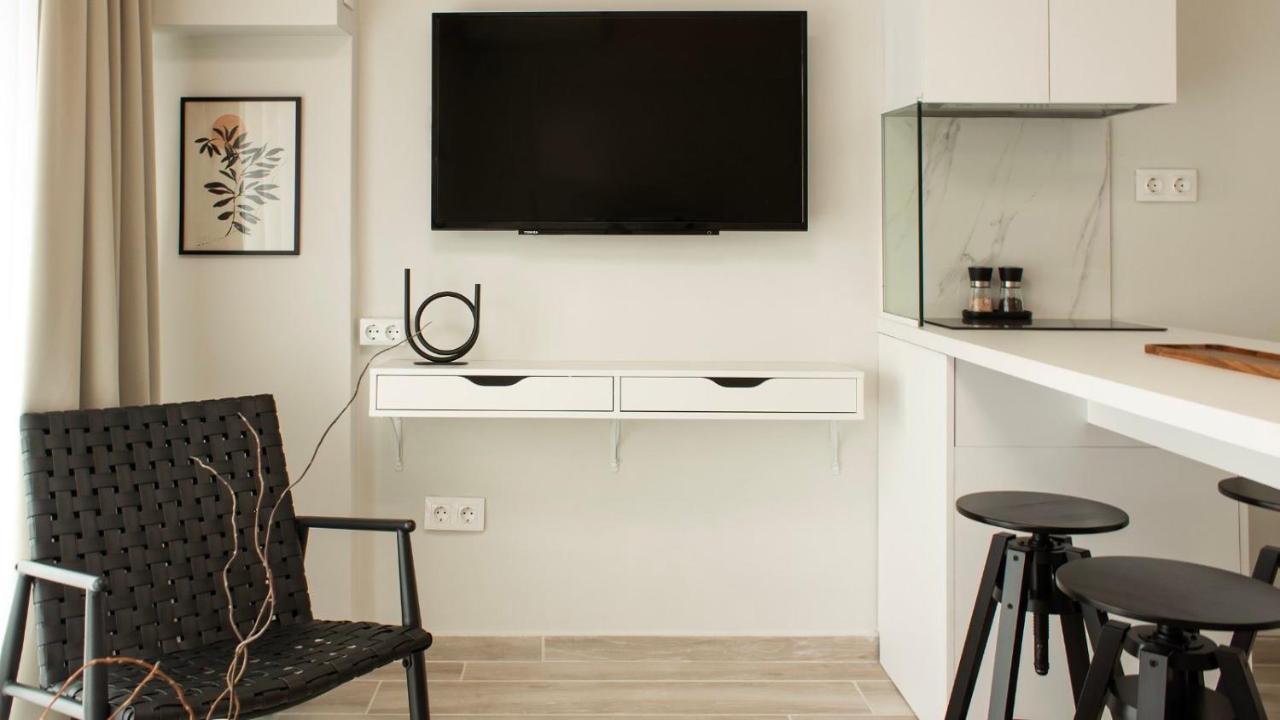 Portrait Apartment Thessaloniki Exterior photo